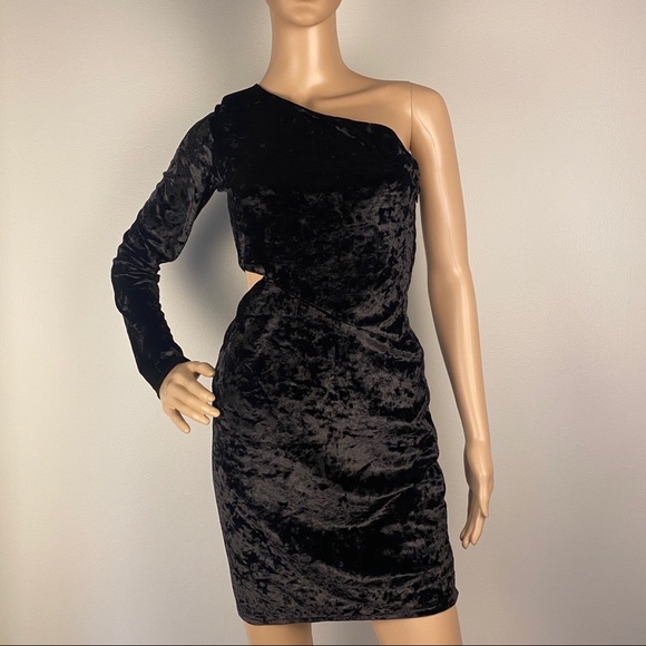 ALICE + OLIVIA VELVET MINI DRESS - Picture 2 of 10